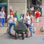 street-vendors-having-a-battle